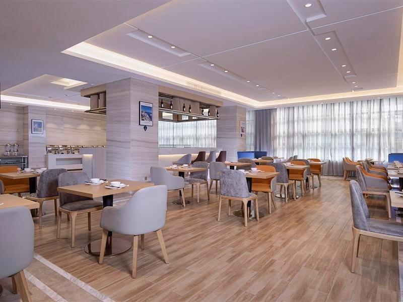 Kyriad Marvelous Hotel Dongguan Changan Light Rail Station Esterno foto